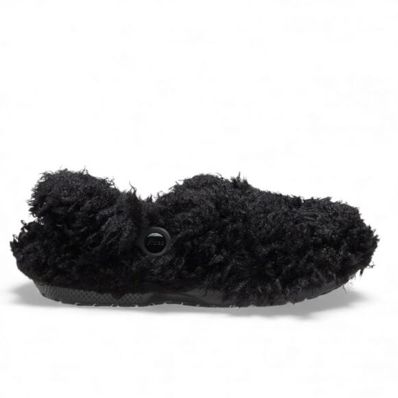 Crocs Classic Shaggy Faux Fur Lined Clog Womens Size 7 Black Teddy Bear NEW - Picture 1 of 6